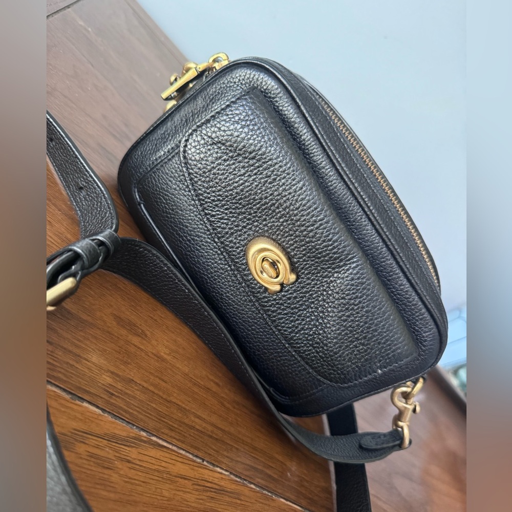 Vintage Coach Black leather bag